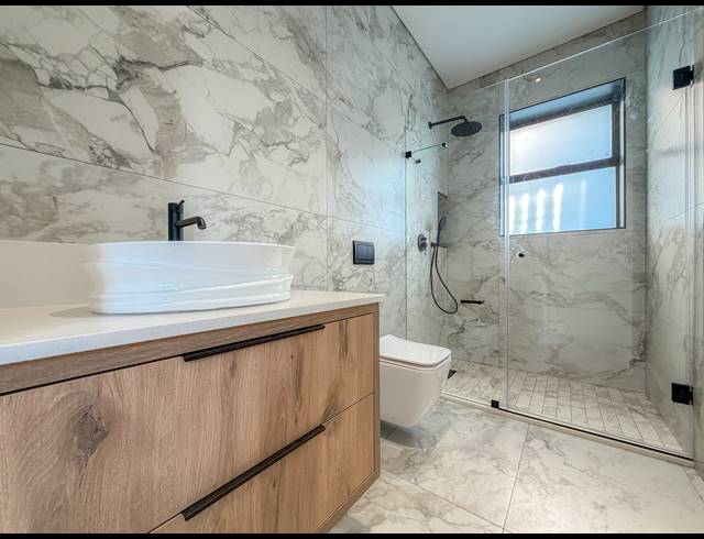 4 BEDROOM FREEHOLD FOR SALE IN FOUNTAINBROOK ESTATE